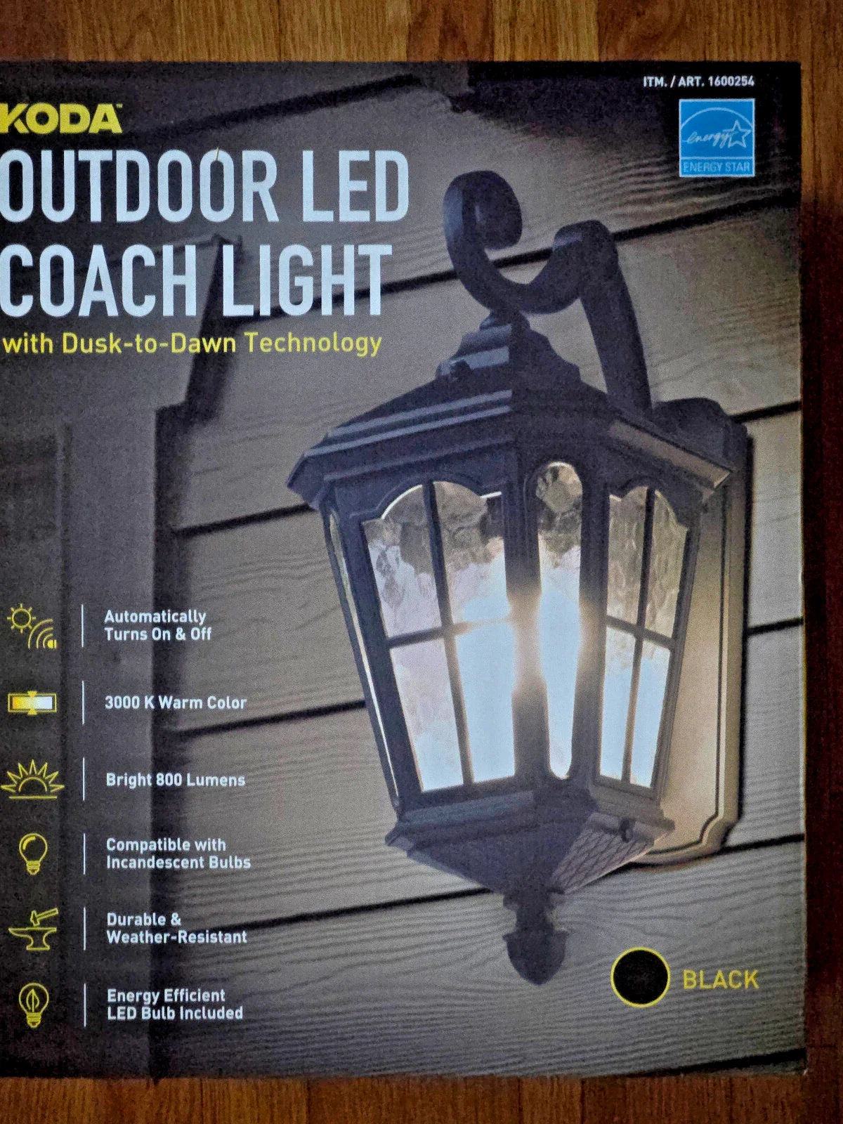 KODA OUTDOOR WALL LANTERN