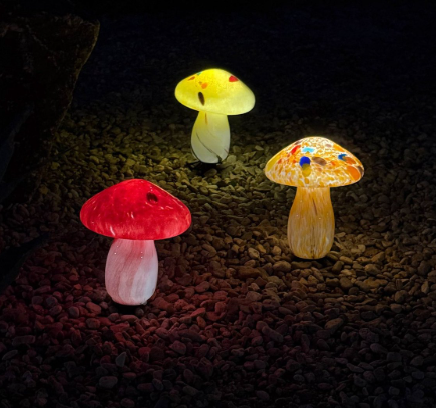 SOLAR MUSHROOM LIGHTS